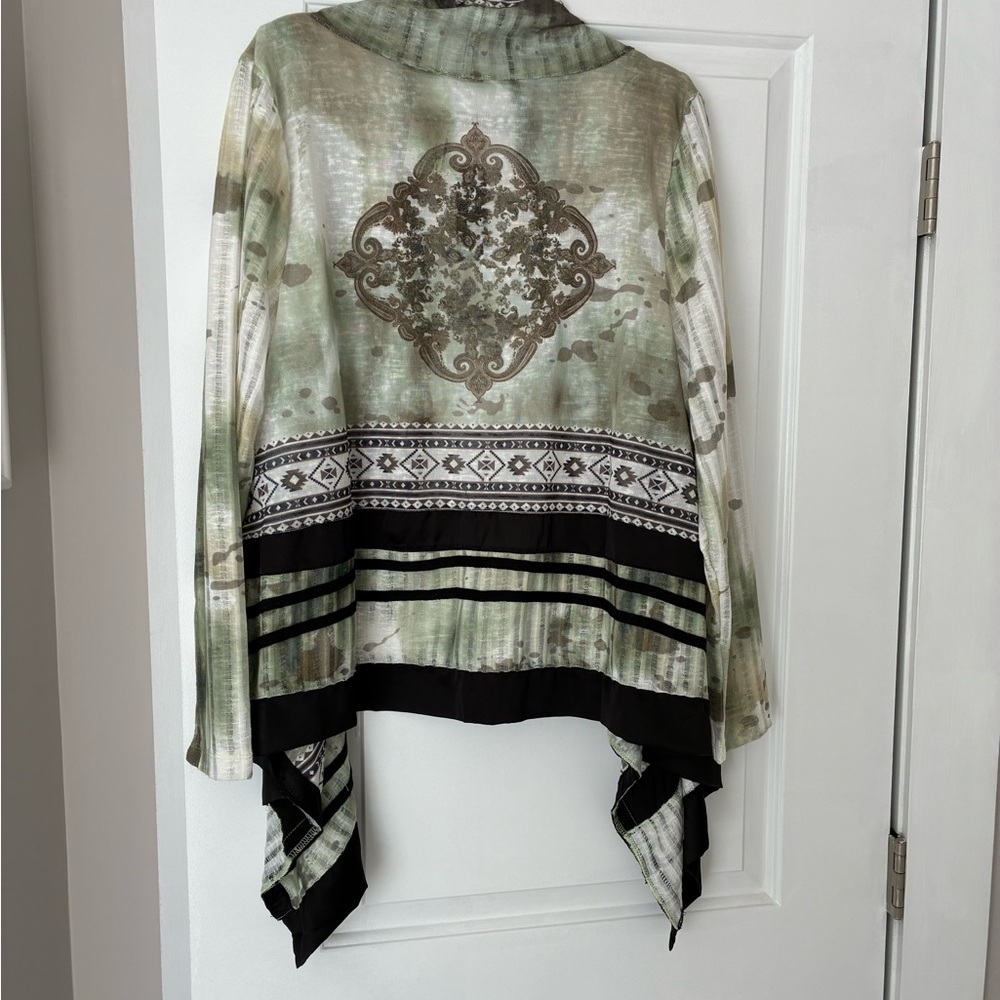 Patterned Cardigan with Geometric Design - Picture 2 of 5